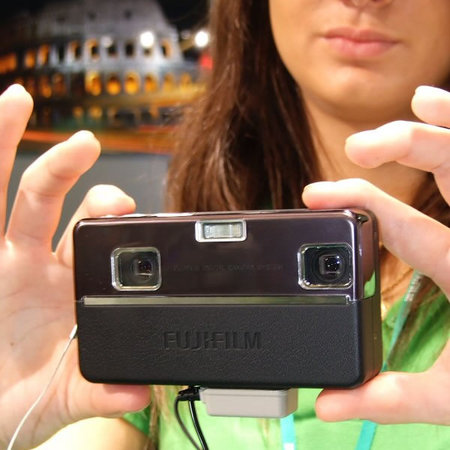 ���������� 3D ����������� Fujifilm